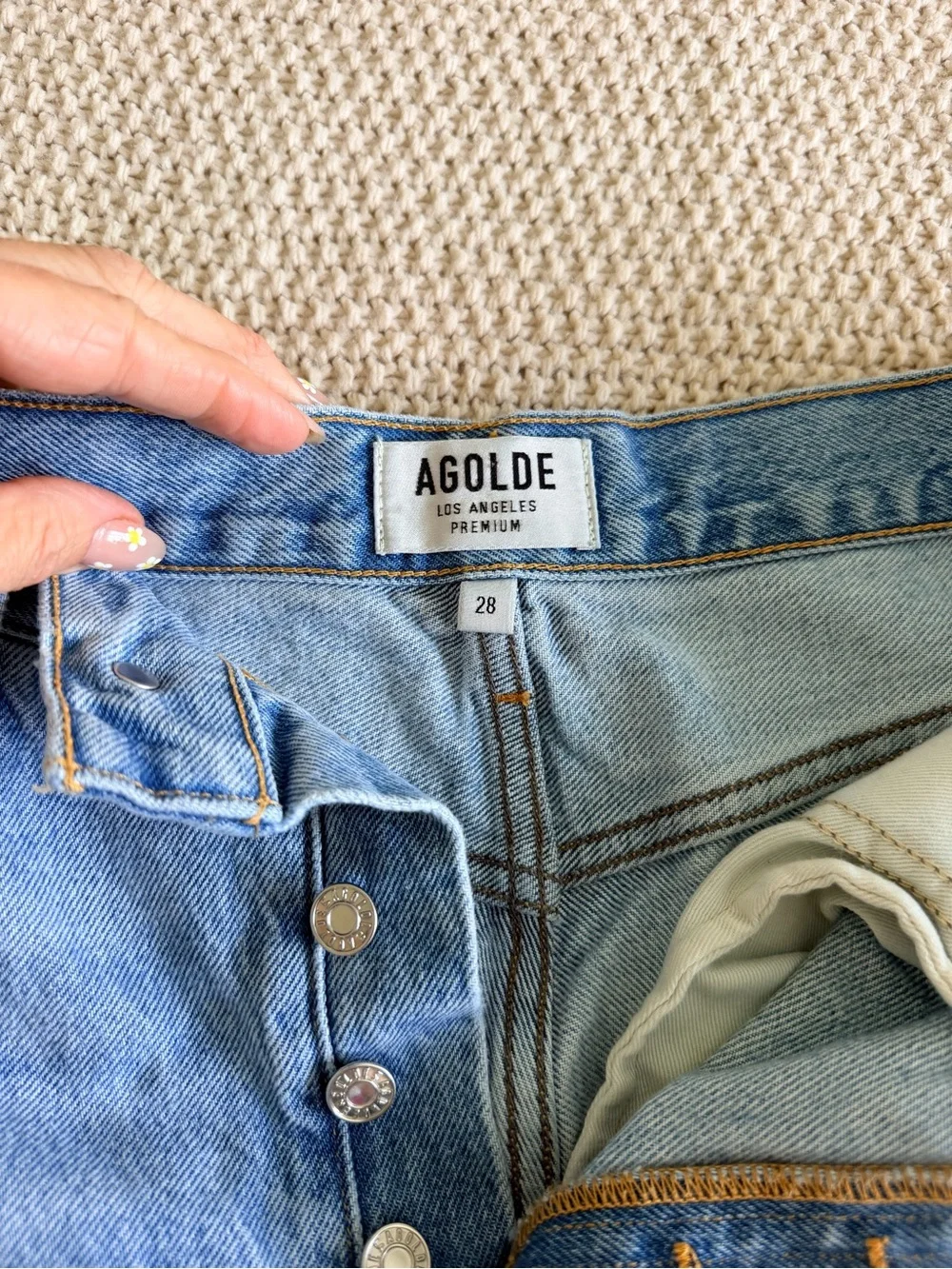 AGOLDE Distressed Denim Shorts — Size 28 🤍